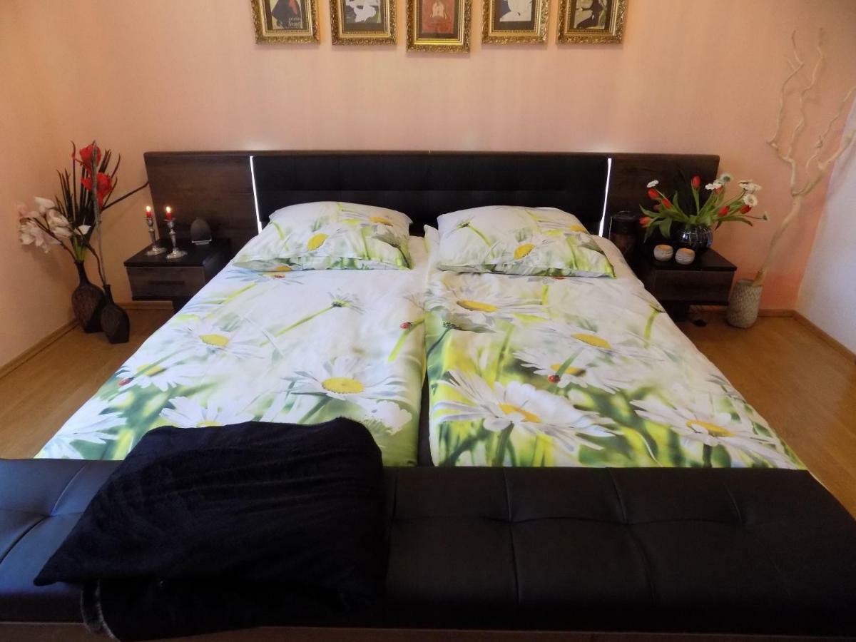 דירות Rovensko pod Troskami Landhaus Florian מראה חיצוני תמונה