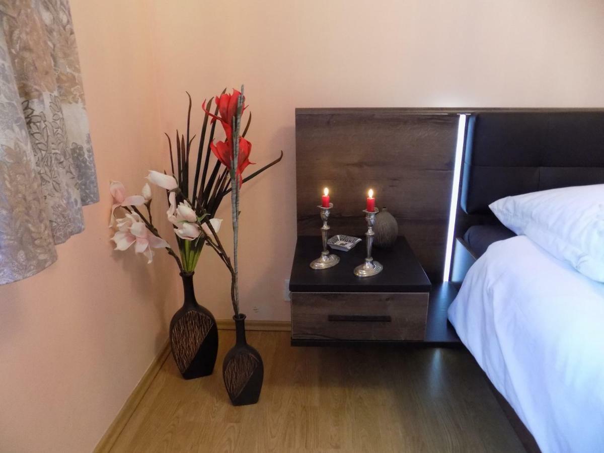 דירות Rovensko pod Troskami Landhaus Florian מראה חיצוני תמונה